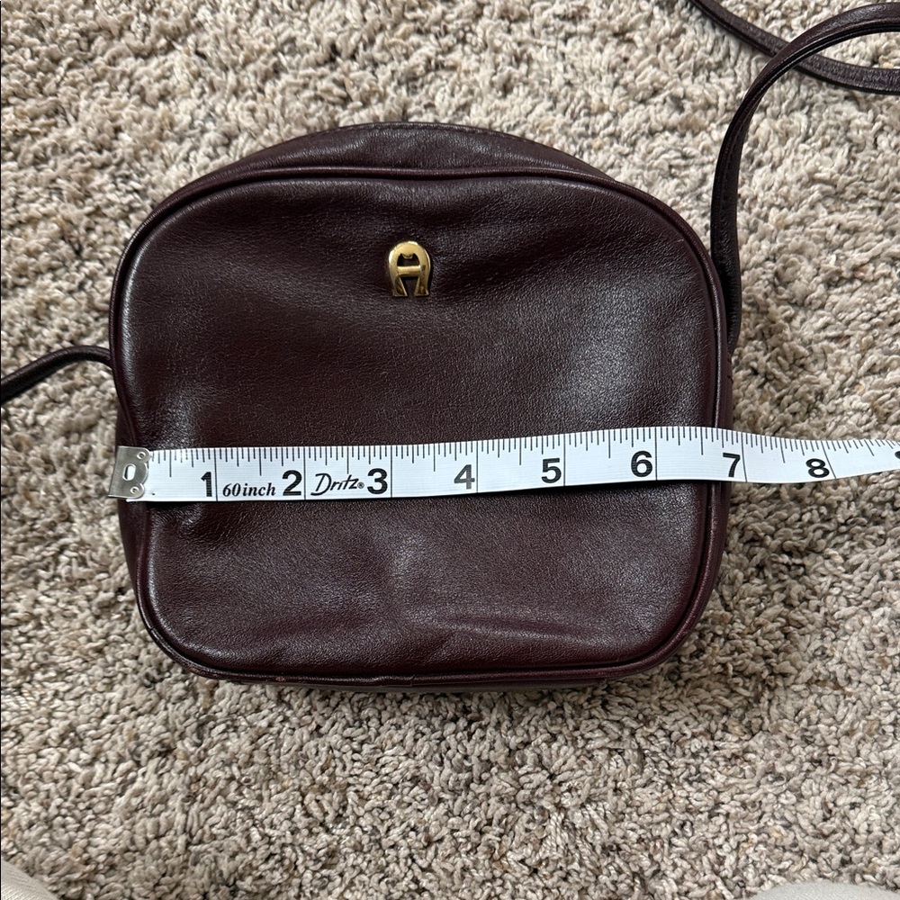 Vintage 90’s Etienne Aigner Leather Crossbody Mini Camera Bag - Picture 7 of 9